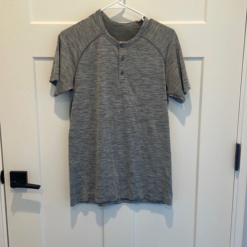 Lululemon mens shirt